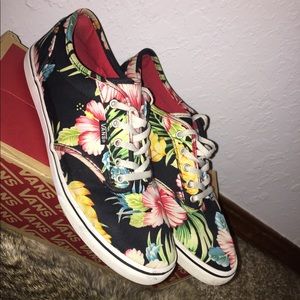 Tropical vans